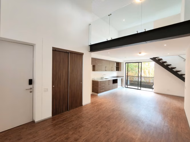 Se alquila hermoso apartamento tipo loft en Brasil de Santa Ana.