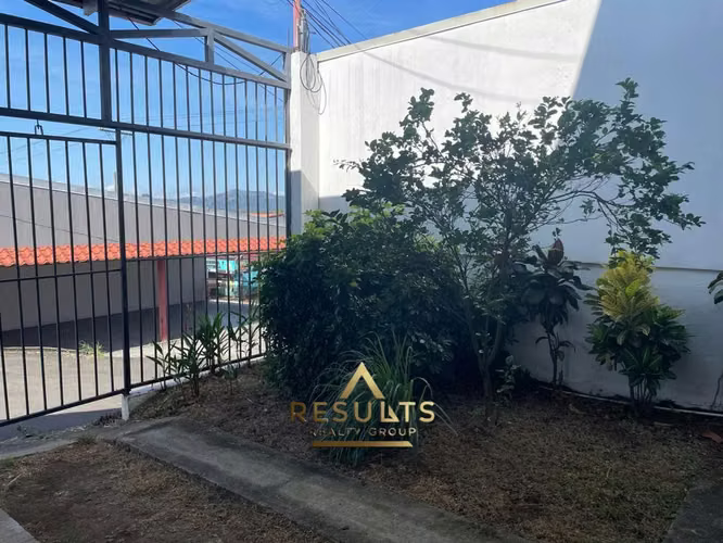 Inversionistas! Apts en Ricon de Arias