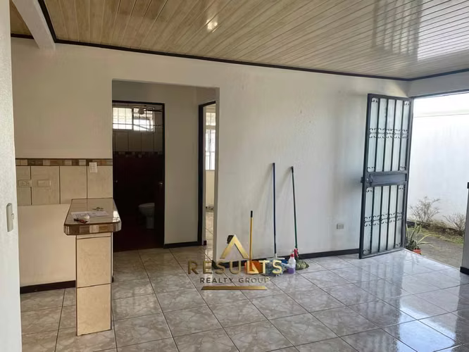 Inversionistas! Apts en Ricon de Arias