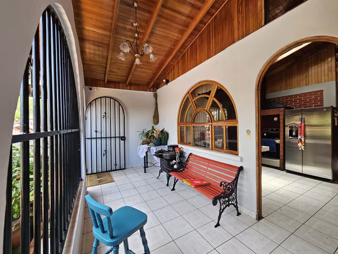 Oportunidad Propiedad Uso Comercial con Casa y Apto, Escazú, San José - Imagen 4