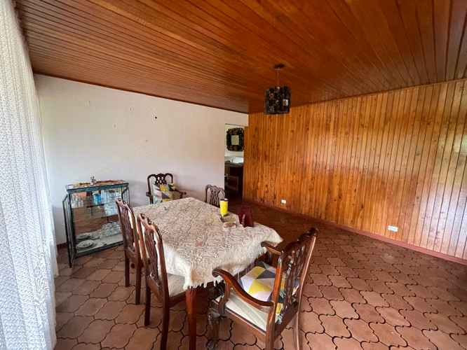 Hermosa quinta de montaña en Santa Elena, San Isidro, Heredia