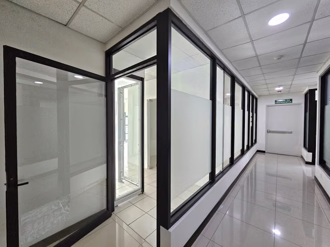 Venta de Oficina en Oficentro, San Rafael de Escazú, San José