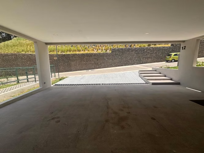CASA EN VENTA GUACHIPELIN ESCAZU