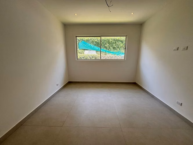 CASA EN VENTA GUACHIPELIN ESCAZU