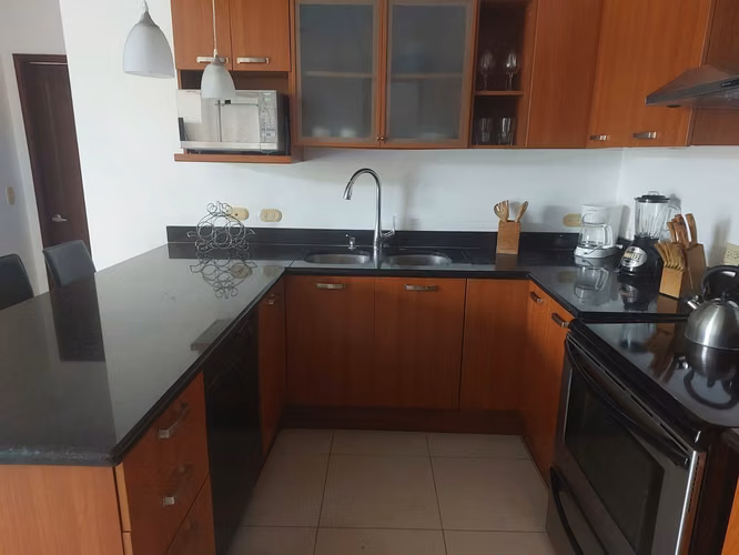 VENTA  DE APARTAMENTO EN CONDOMINIO, SAN RAFAEL DE ESCAZÚ - Imagen 2