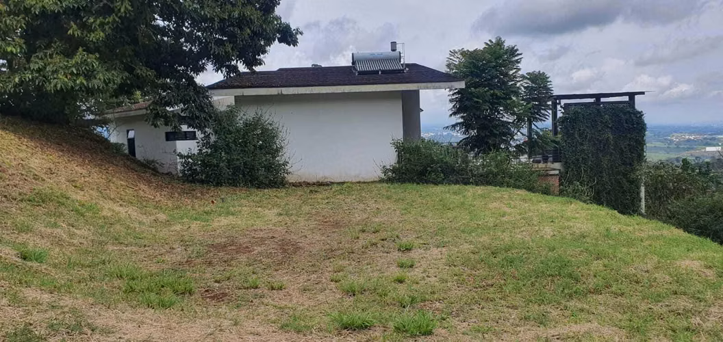 Lote Premium 1.039 m2 | Hacienda Natura | Hermosas Vistas al Valle y la Montaña