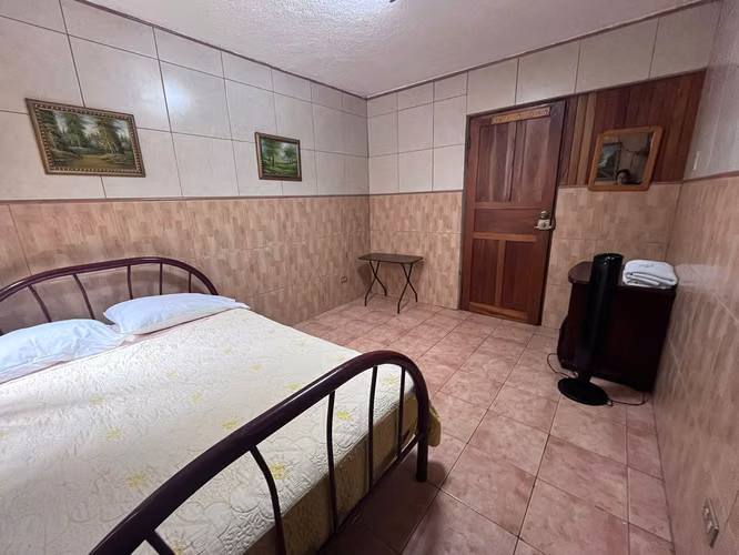 Apartamento AMUEBLADO (SIN PARQUEO) - Imagen 3