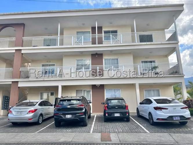 Venta de Apartamento en LA AURORA de Alajuelita, San José.