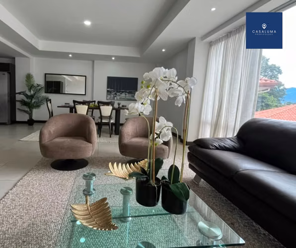 EXCLUSIVO Y AMPLIO APARTAMENTO