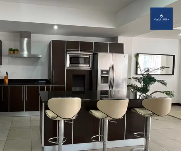 EXCLUSIVO Y AMPLIO APARTAMENTO