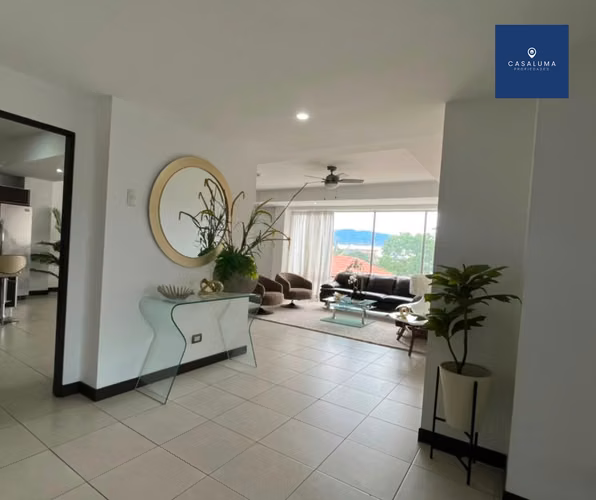EXCLUSIVO Y AMPLIO APARTAMENTO