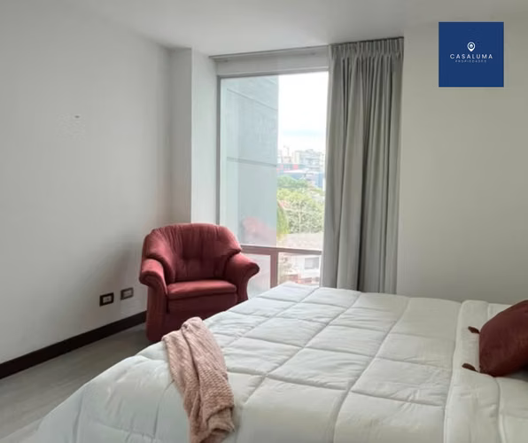 EXCLUSIVO Y AMPLIO APARTAMENTO
