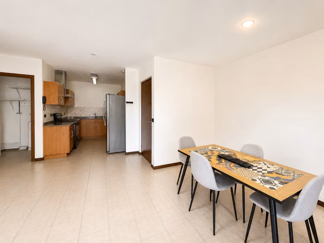 Apartamento amplio en venta Milano Trejos Montealegre, Escazú! P635 - Imagen 2
