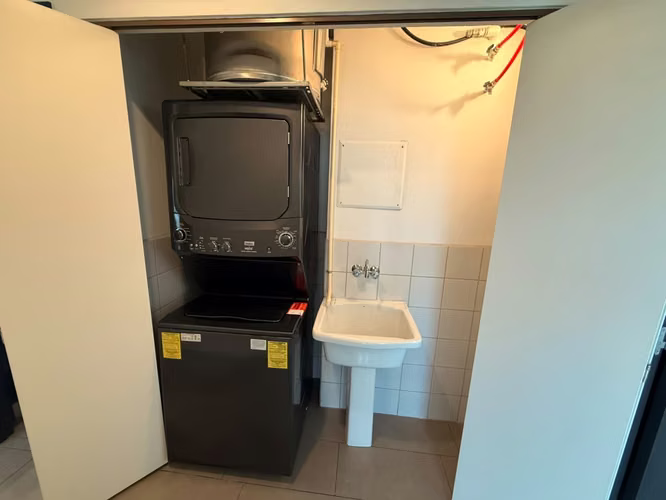 VENTA de Apartamento de 2 Habitaciones con Línea Blanca en Q-BO SkyHomes, Rohrmoser - Imagen 12