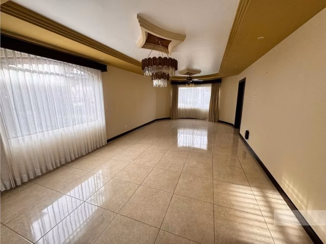 VENTA O ALQUILER CASA EN CONDOMINIO ALBACETE CARTAGO