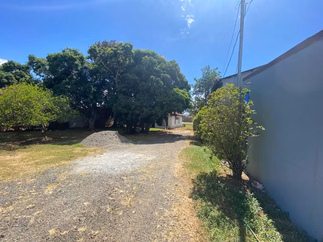 Vendo lote en Turrucares, Alajuela uso de suelo mixto, por la gasolinera en el centro - Imagen 10