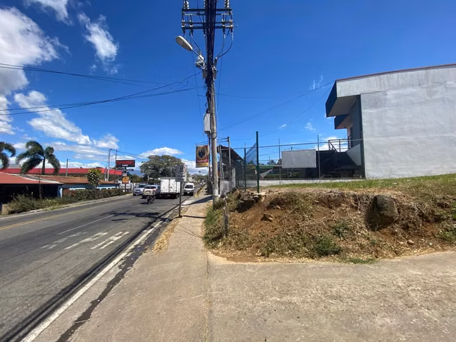 Vendo lote en Turrucares, Alajuela uso de suelo mixto, por la gasolinera en el centro - Imagen 5