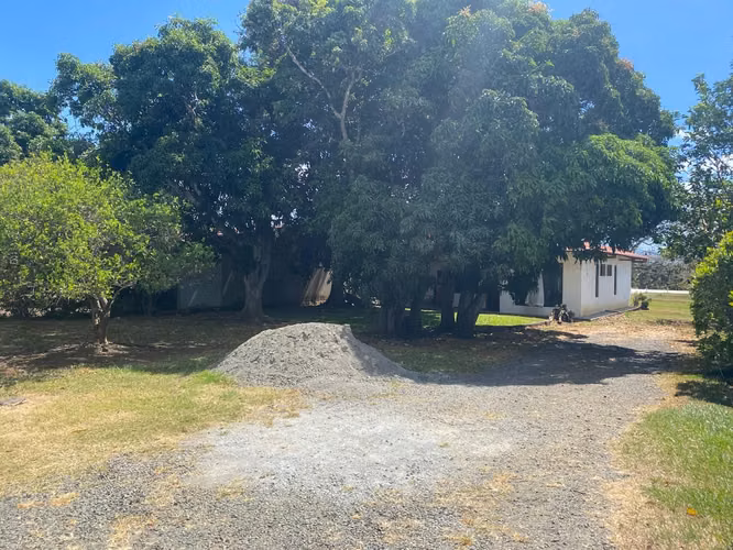 Vendo lote en Turrucares, Alajuela uso de suelo mixto, por la gasolinera en el centro - Imagen 9