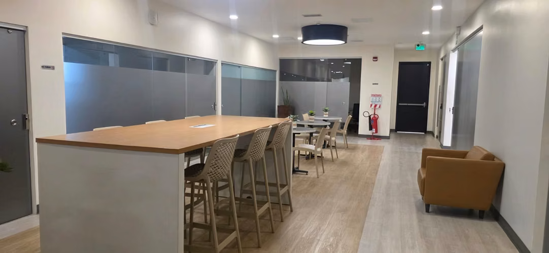 Alquiler de Oficina de lujo en Lindora - Imagen 2