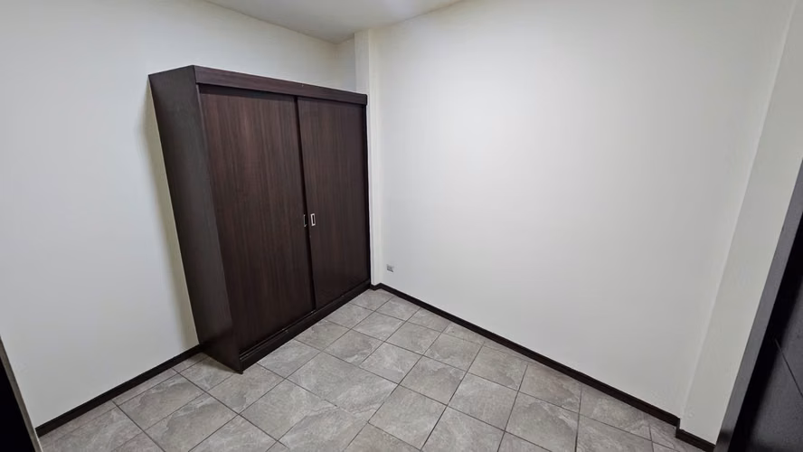 APARTAMENTO PARA VENTA, EN NUNCIATURA. 31-132-96