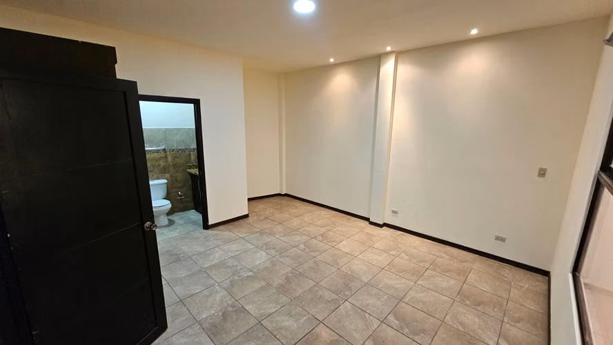 APARTAMENTO PARA VENTA, EN NUNCIATURA. 31-132-96