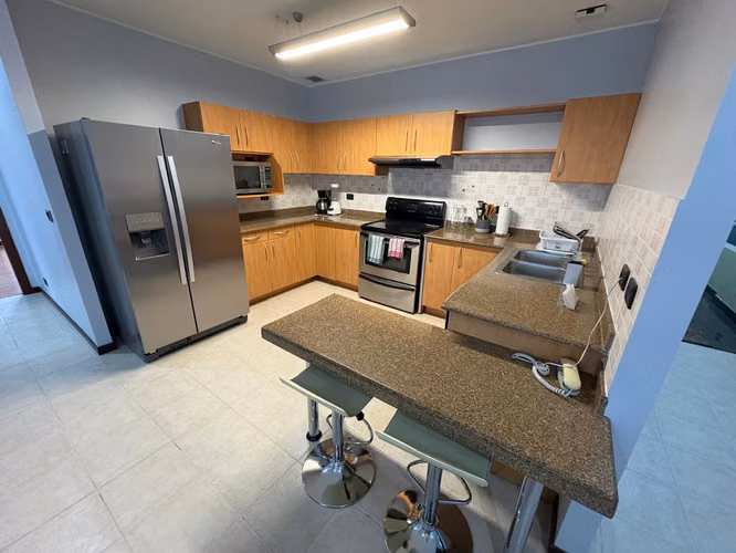 265 / Apartamento / Alquiler / Trejos de Monte Alegre / Condominio / Cerca Av Escazú