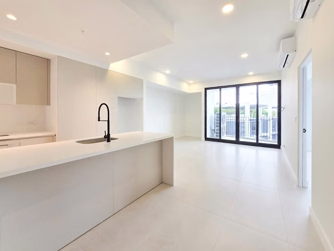 Estreno en el exclusivo  del nuevo edificio Parkwood.