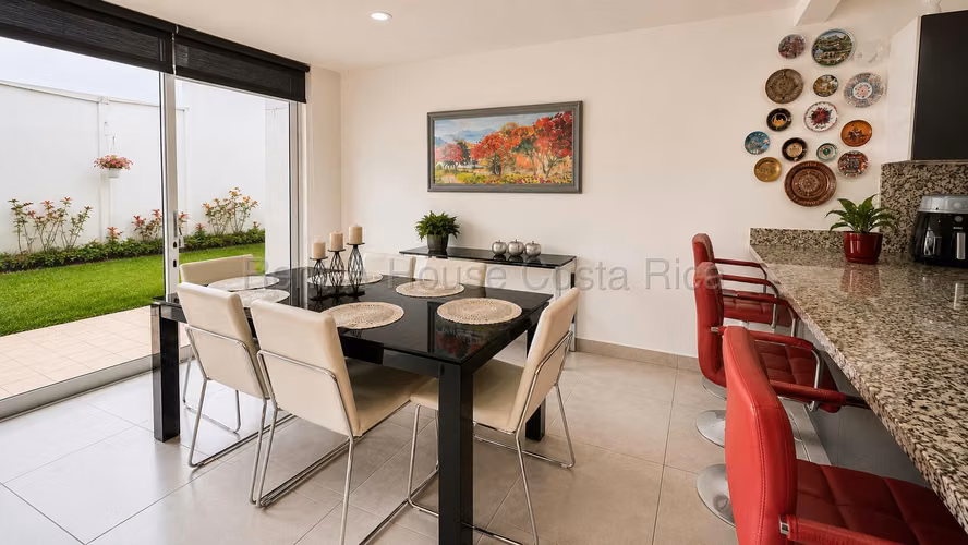Venta Townhouse en Altadena, Montes de Oca