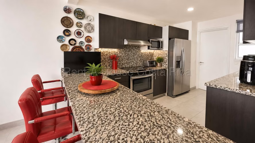 Venta Townhouse en Altadena, Montes de Oca