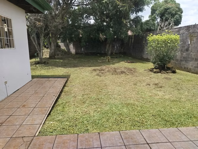 Alquiler Comercial Casa Guayabos Curridabat - Imagen 11