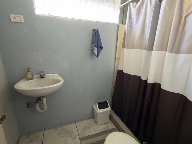 Vendo casa y apartamento en Birri Santa Barbára, por Hotel Monte Campana, con zonas verdes - Imagen 9