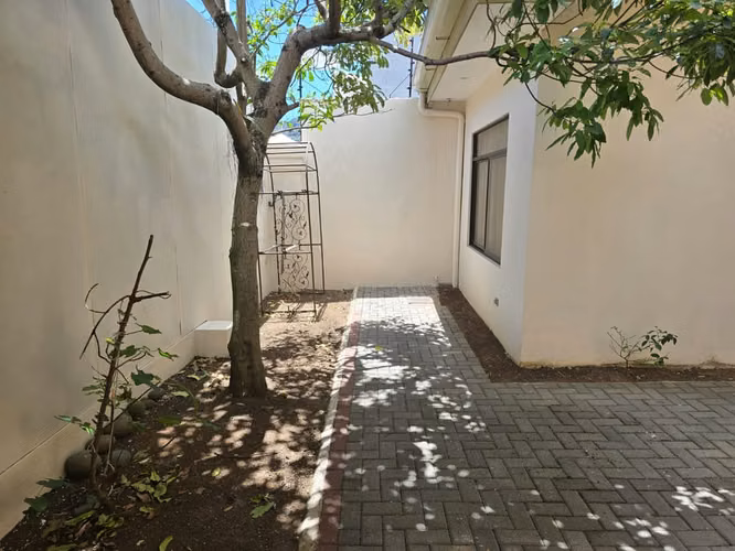 VENDO CASA EN LA UNIÓN-TRES RÍOS DE CARTAGO. - Imagen 10