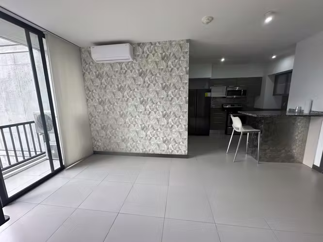 ALQUILER DE APARTAMENTO CON LÍNEA BLANCA EN ULLOA, HEREDIA - Imagen 2