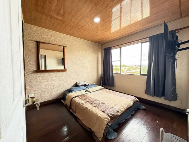 VENDO CASA EN SAN FCO DE DOS RÍOS.