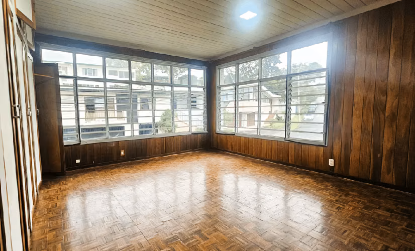 VENDO CASA + APTO EN MONTES DE OCA.
