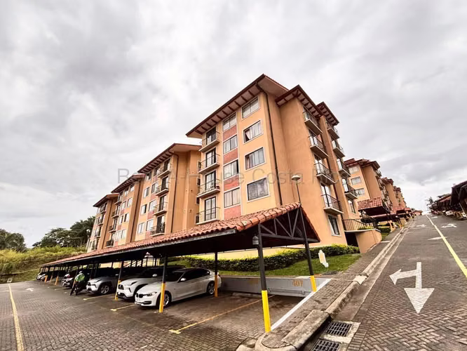 Venta de Apartamento con 3 habitaciones en Uruca, San José
