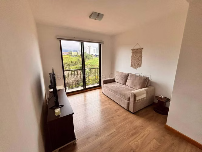 Venta de Apartamento con 3 habitaciones en Uruca, San José