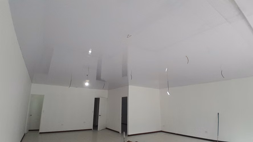 Alquiler Local Comercial 110 m² Cartago Centro Alto Tránsito - Imagen 5