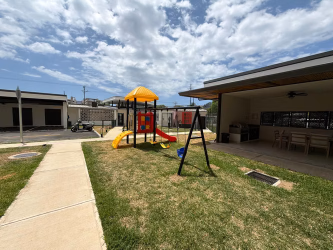 YA Disfrute en Jacó en bello apartamento equipado