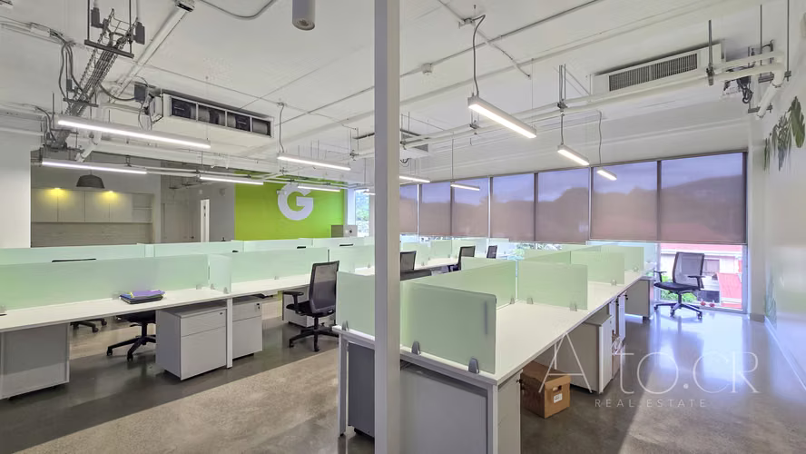 OFFICE AMUELADA - 124; LINDORA CORPORATIVE CENTRE - 124; 221m ²