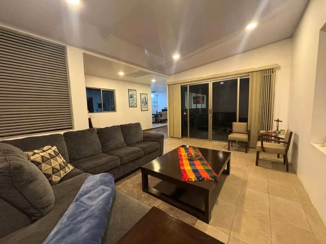 Se vende casa en Condominio Génesis en San Rafael de Montes de Oca