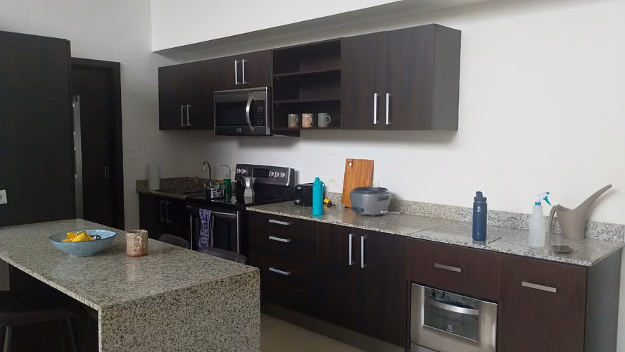 Apartamento amueblado de alquiler temporal en San Nicolás de Barí, Santa Ana (Ref. 09)