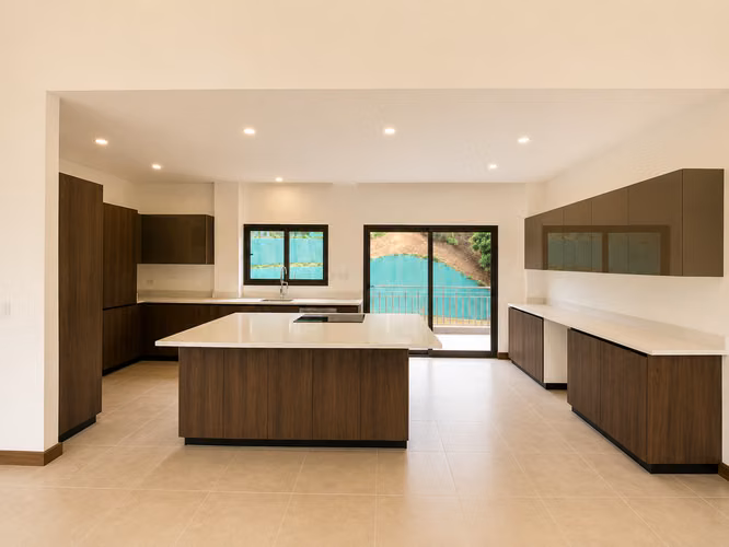 PENTHOUSE EN VENTA EN SANTA ANA, VISTA AL VALLE*