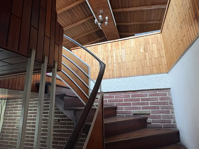 Venta de Casa para Inversión Barrio Francisco Peralta - Imagen 6