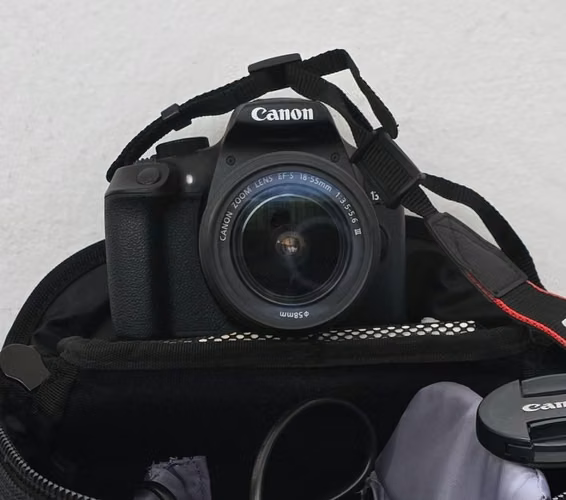 Cámara Digital Reflex Cannon EOS 1300D