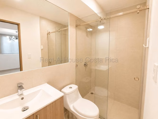 YA Elegante apartamento combina confort, estilo y seguridad en HEREDIA