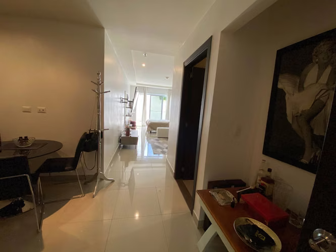 Apartamento tipo suite con terraza y amenidades en Santa Ana