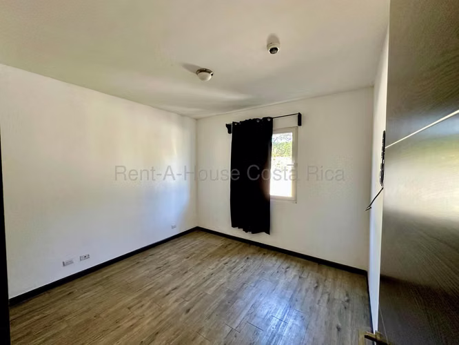 Hermoso Apartamento en Condominio, San Pablo de Heredia