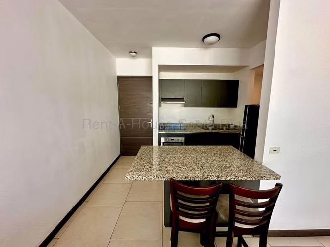 Hermoso Apartamento en Condominio, San Pablo de Heredia