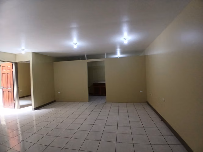 Alquiler de apartamento en segunda planta en El Molino Cartago